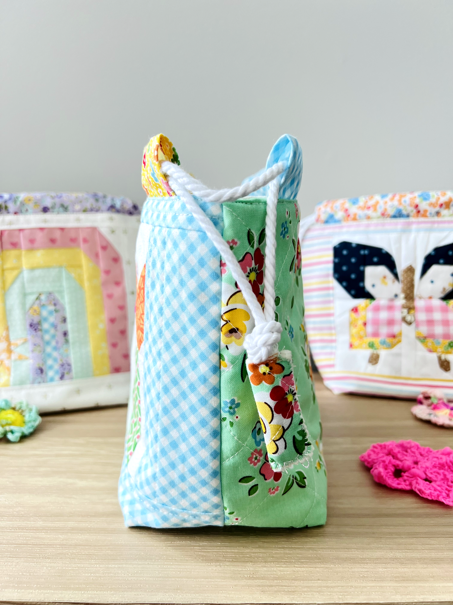 "Tulip Love" Quilted Drawstring Pouch