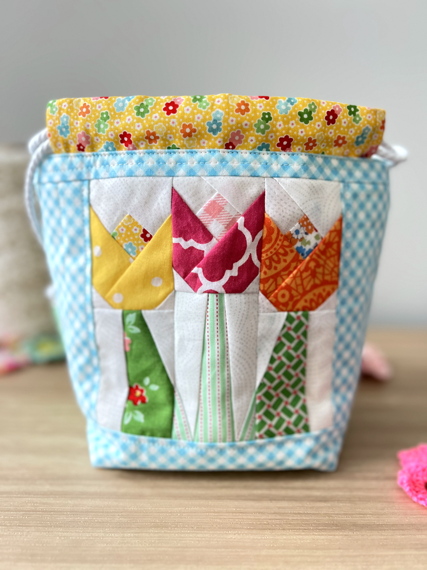 "Tulip Love" Quilted Drawstring Pouch