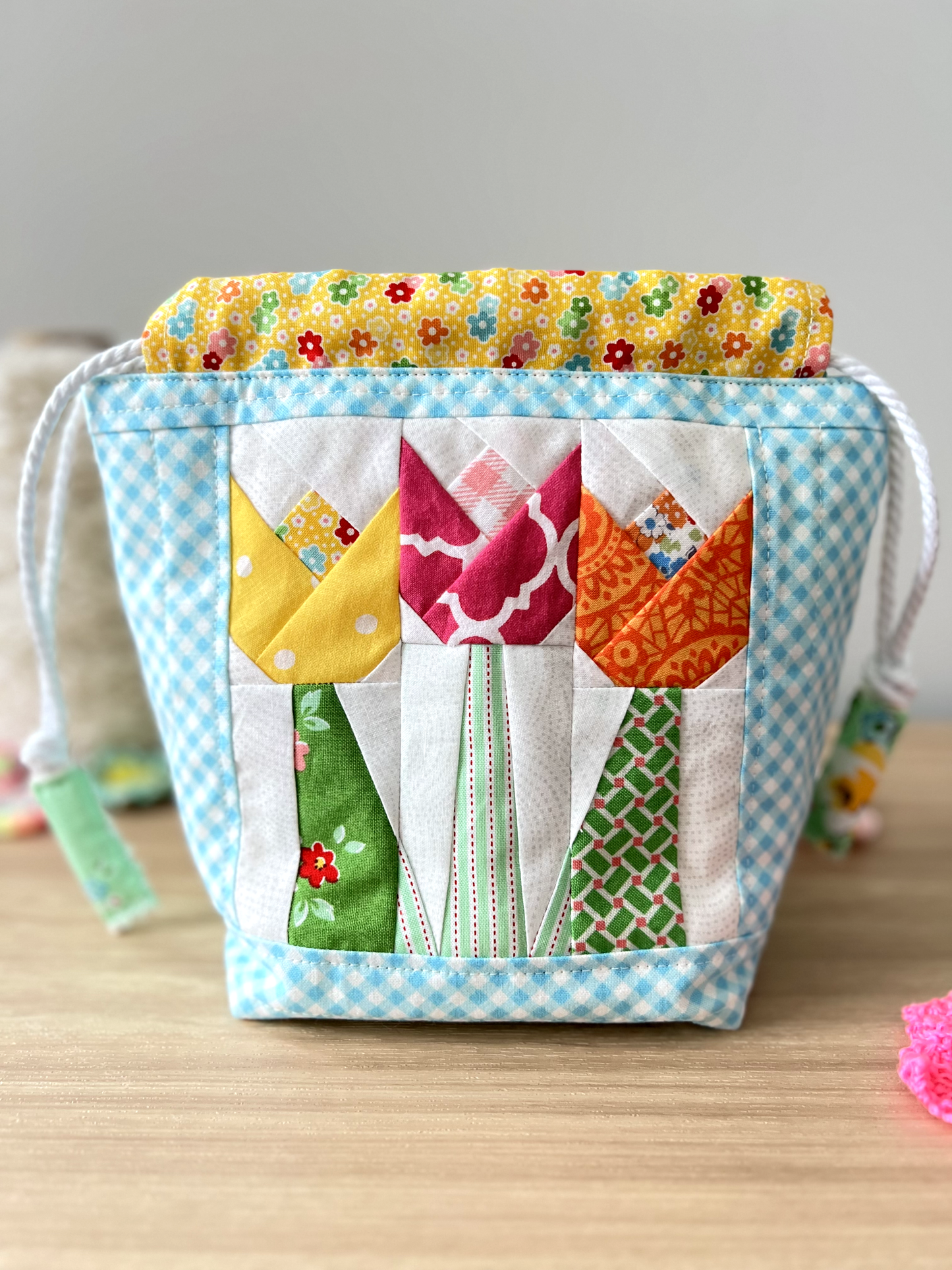 "Tulip Love" Quilted Drawstring Pouch