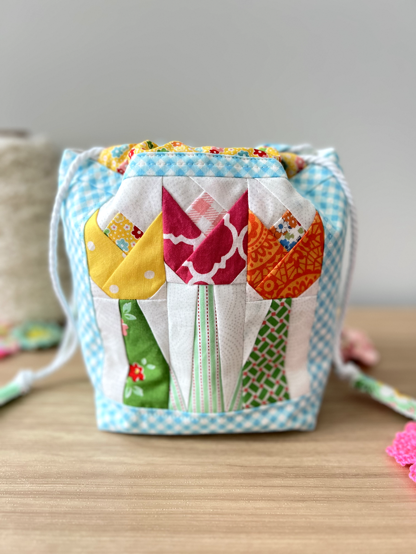"Tulip Love" Quilted Drawstring Pouch