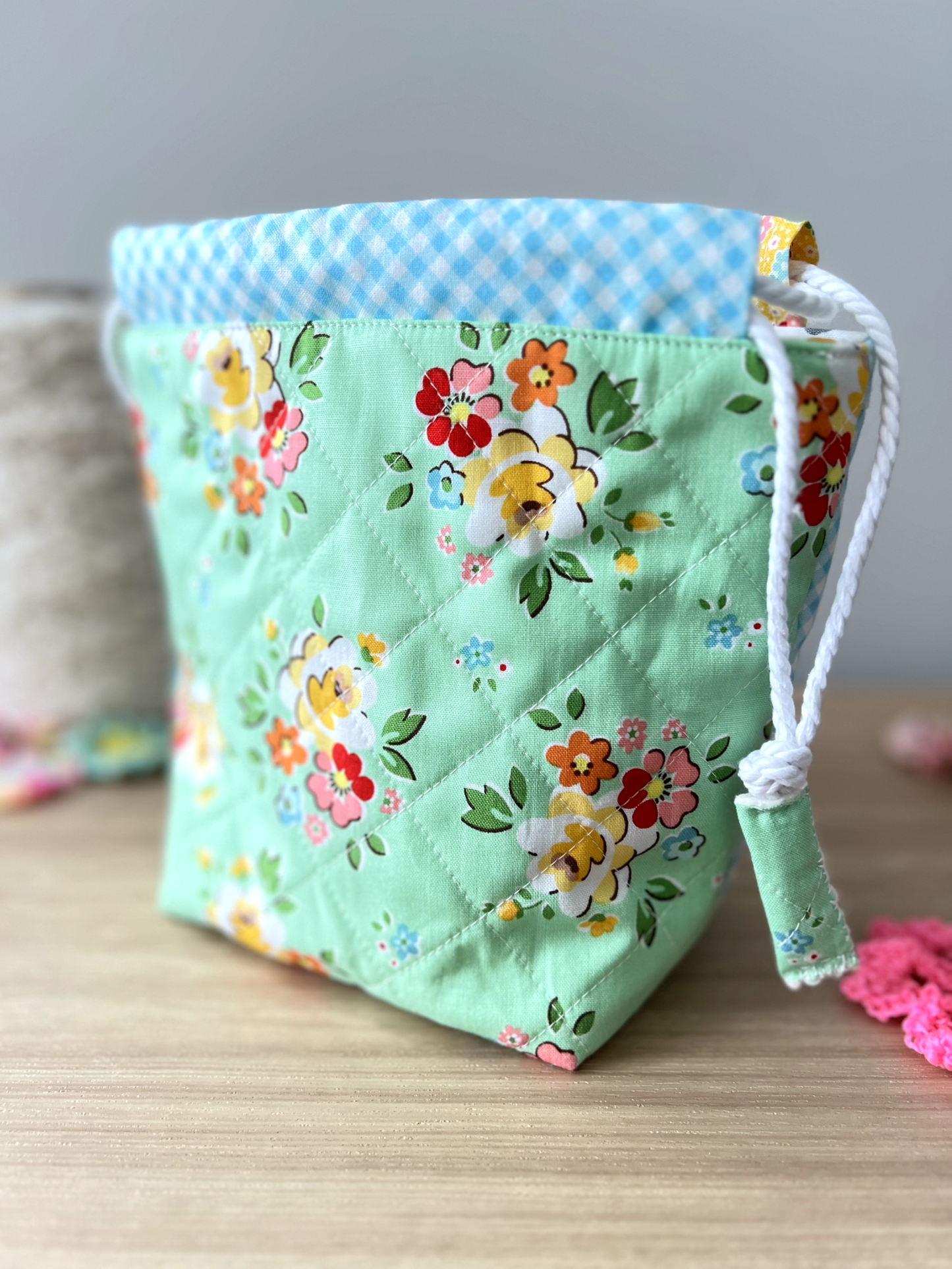 "Tulip Love" Quilted Drawstring Pouch