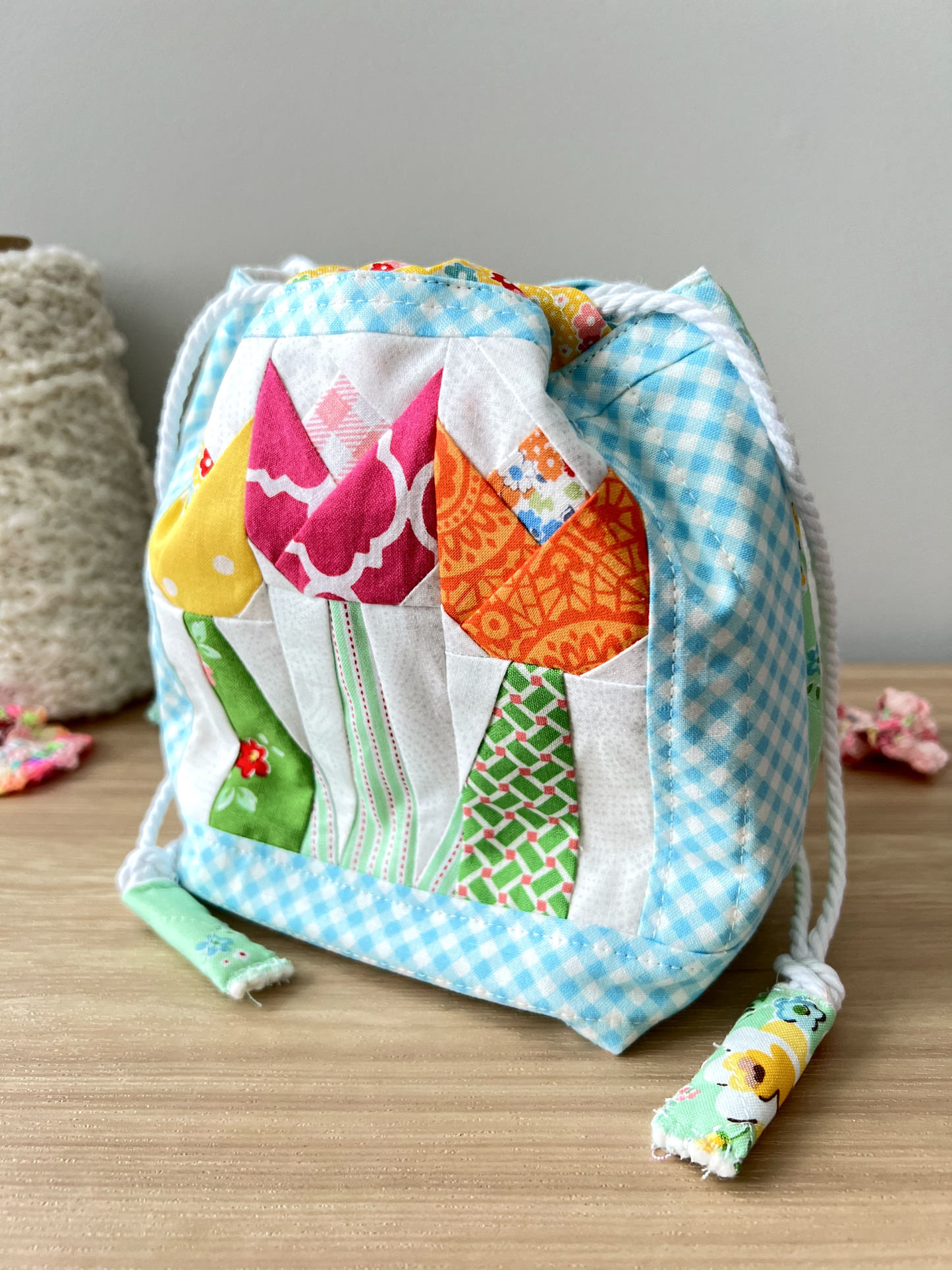 "Tulip Love" Quilted Drawstring Pouch
