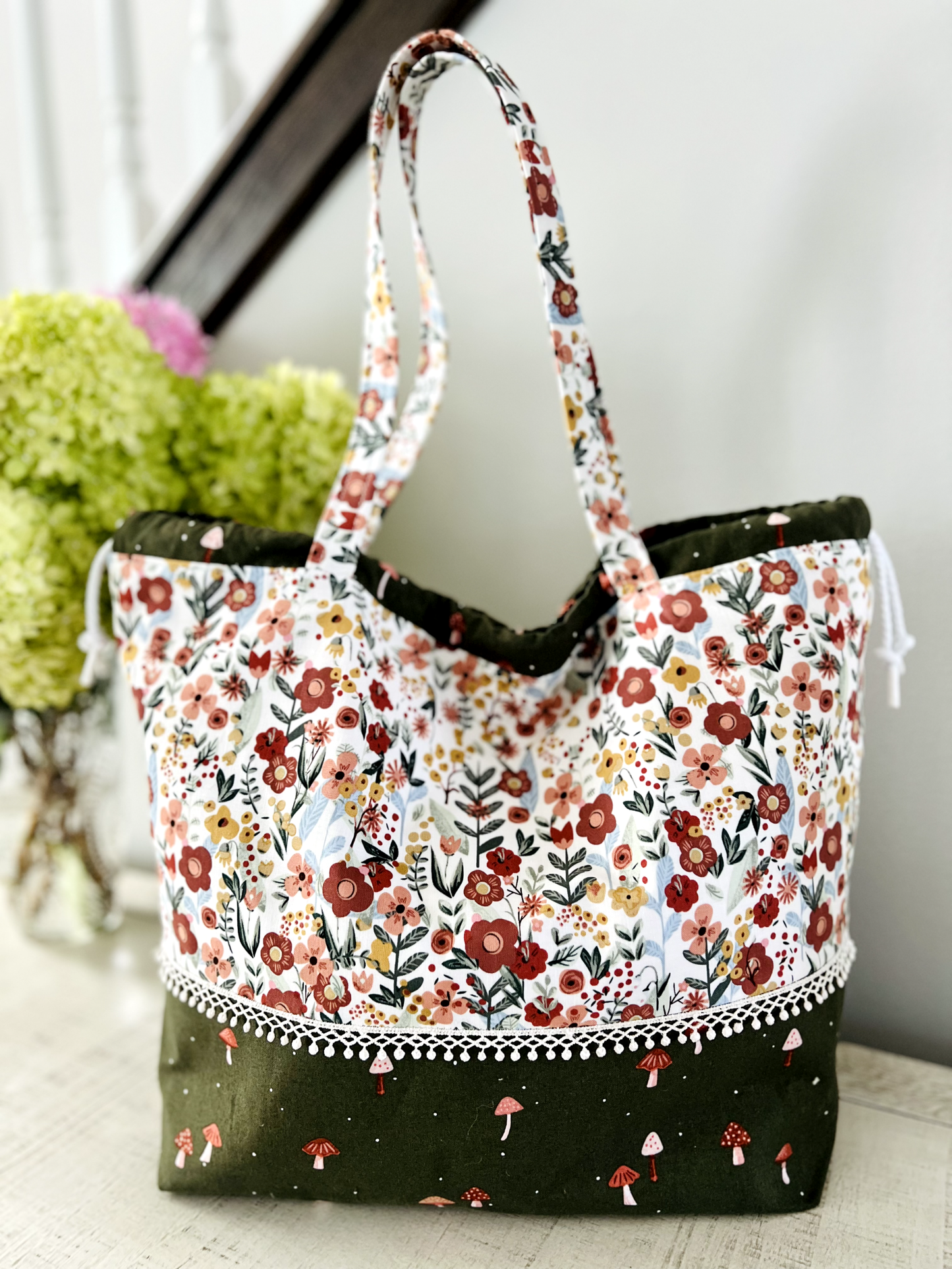 "Mushie Bloom" Large Project Bag