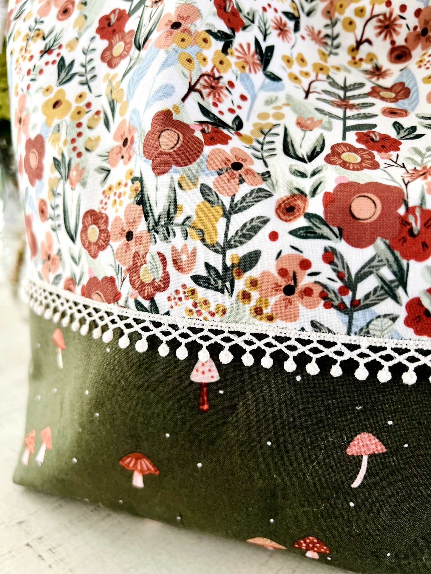 "Mushie Bloom" Large Project Bag