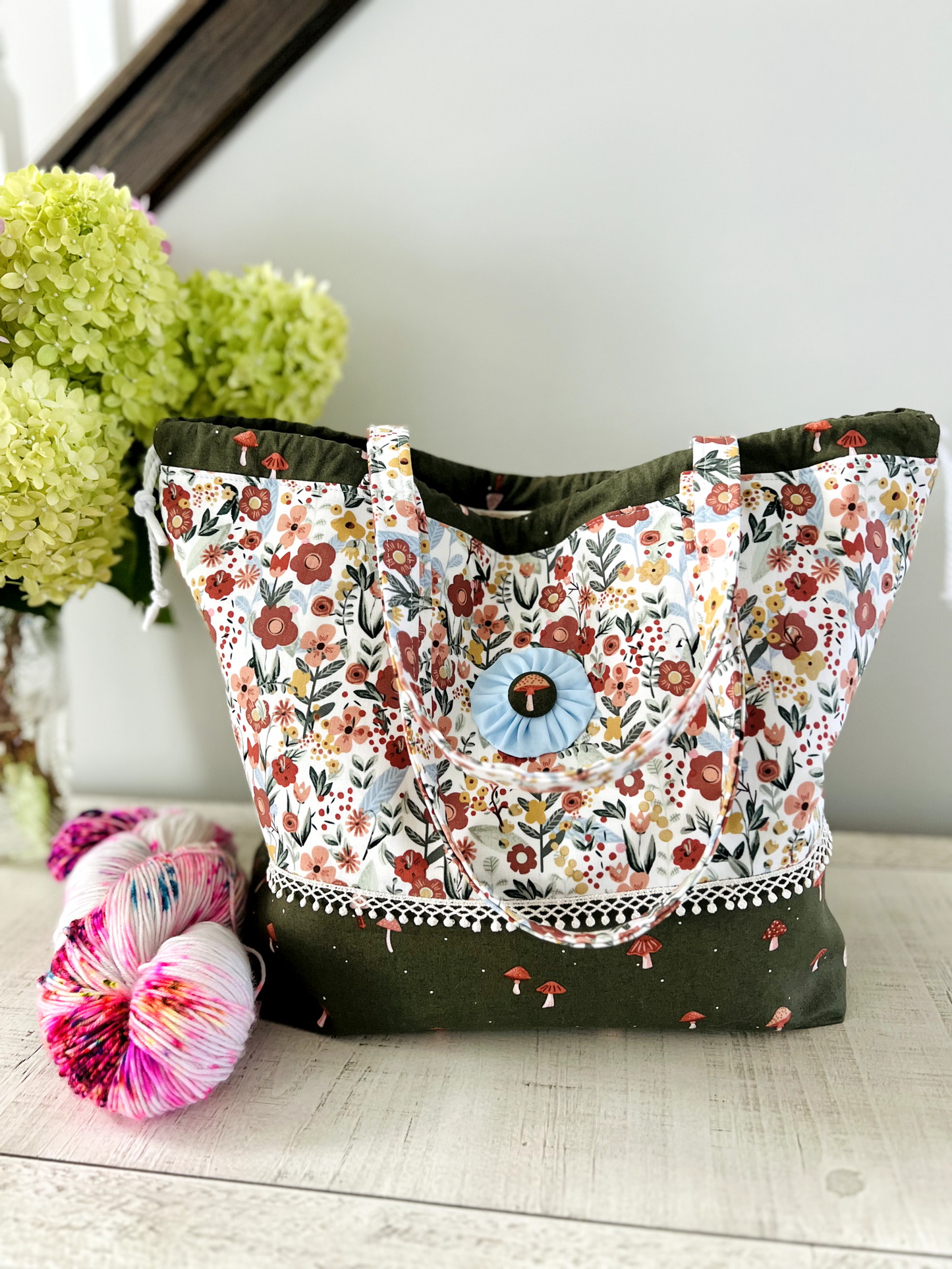 "Mushie Bloom" Large Project Bag